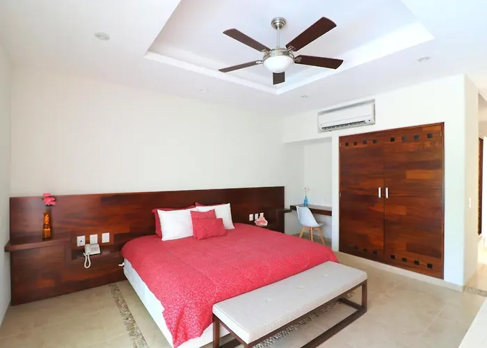 Lydmar Boutique Hotel